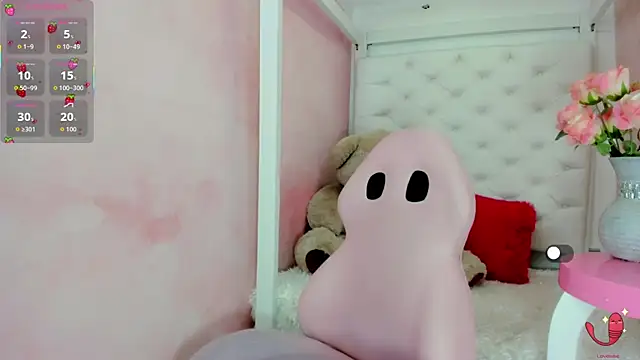 valeriecute18 online show from January 15, 2026, 11:52 pm