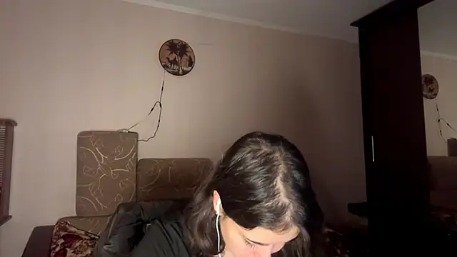 AnitraWackerbarth online show from December 22, 2025, 9:12 pm