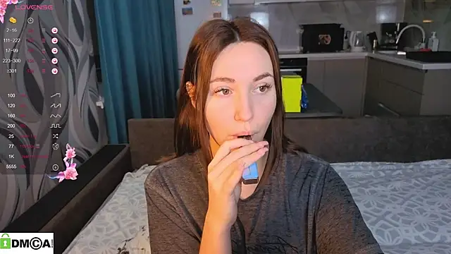 Alena MellS online show from December 23, 2025, 12:08 am