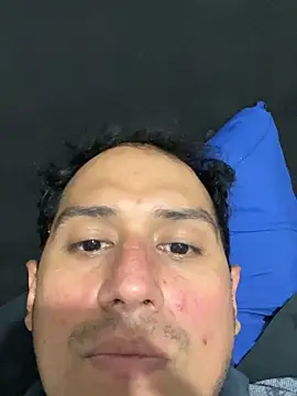 Snapshot of DarkOnebaki- chatting on February 6, 2026, 5:34 am DarkOnebaki- online show from February 6, 2026, 5:34 am