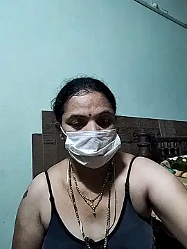 Snapshot of bhavyasri_55 chatting on February 10, 2026, 12:59 am bhavyasri 55 online show from February 10, 2026, 12:59 am