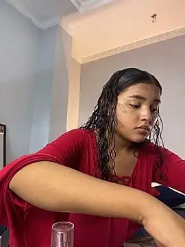 ladulcemary  online show from January 8, 2026, 1:02 pm