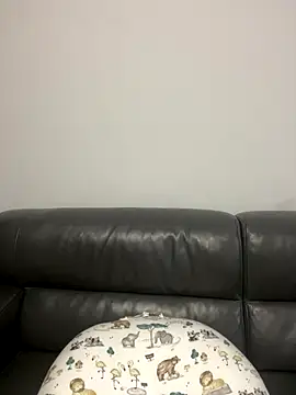 kimze7 online show from January 8, 2026, 2:41 pm