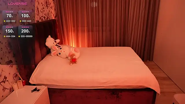 ChloeSpark online show from April 16, 2026, 9:39 pm