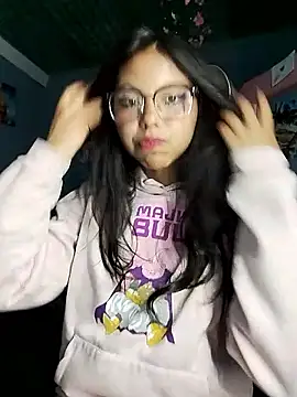 Snapshot of Princess_elia chatting on May 1, 2026, 11:53 pm Princess elia online show from May 1, 2026, 11:53 pm