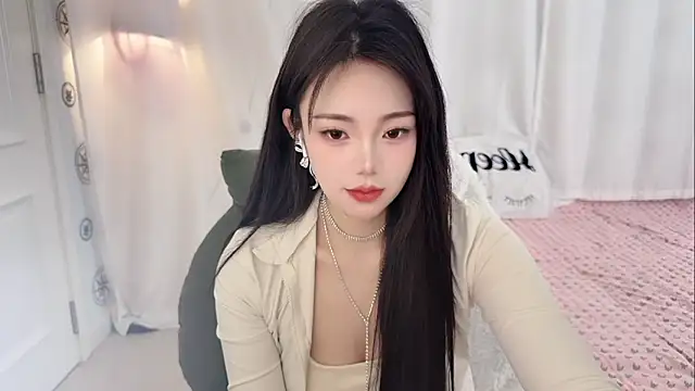 yuanbao8888 online show from April 13, 2026, 4:51 am