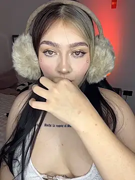 Daniela ruizz online show from March 26, 2026, 1:22 am