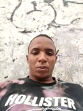 Snapshot of Andreskelly chatting on February 15, 2026, 9:00 pm Andreskelly online show from February 15, 2026, 9:00 pm