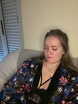 Snapshot of Vikml166 chatting on February 28, 2026, 8:59 am Vikml166 online show from February 28, 2026, 8:59 am