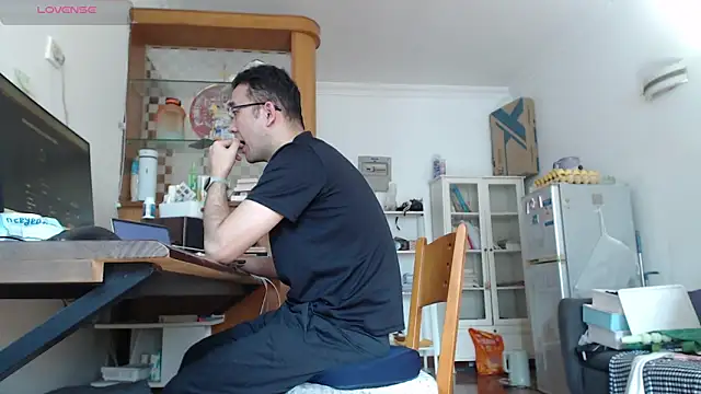 jjjjay123 online show from December 16, 2025, 5:45 am