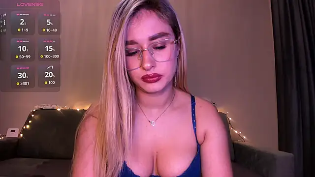 Snapshot of JessyyJ chatting on January 10, 2026, 8:21 pm JessyyJ online show from January 10, 2026, 8:21 pm