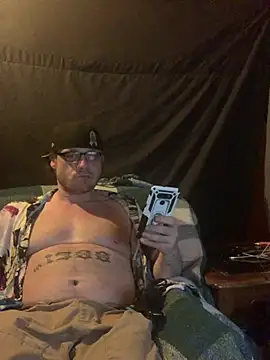 Snapshot of Ldnick69 chatting on February 11, 2026, 8:30 am Ldnick69 online show from February 11, 2026, 8:30 am