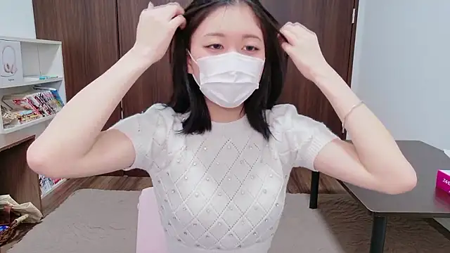 Ms-KARINA online show from January 19, 2026, 8:29 am