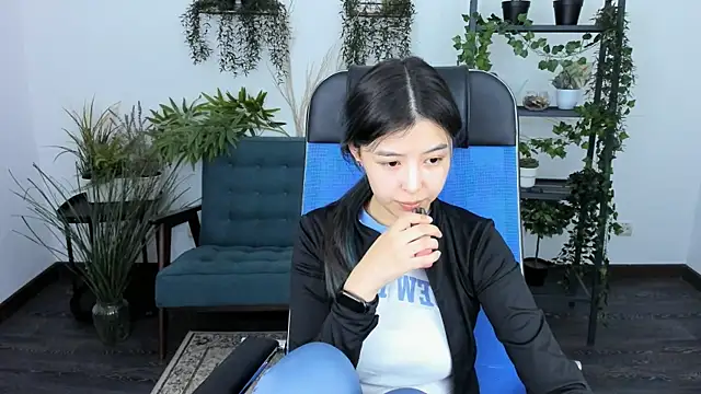 SirenMystiq online show from January 14, 2026, 7:41 pm