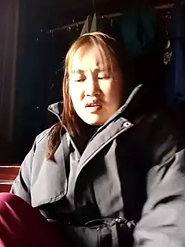 -myaa- online show from January 8, 2026, 2:14 am