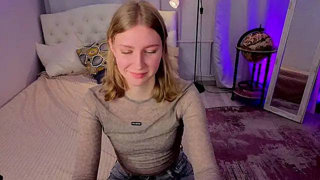 AsyaLumi online show from January 13, 2026, 6:08 am