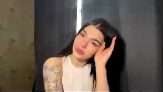 Snapshot of CreatedPermussion chatting on January 9, 2026, 5:21 am CreatedPermussion online show from January 9, 2026, 5:21 am