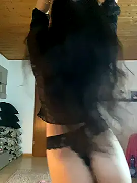 Snapshot of ValexieLux chatting on January 8, 2026, 11:34 am ValexieLux online show from January 8, 2026, 11:34 am