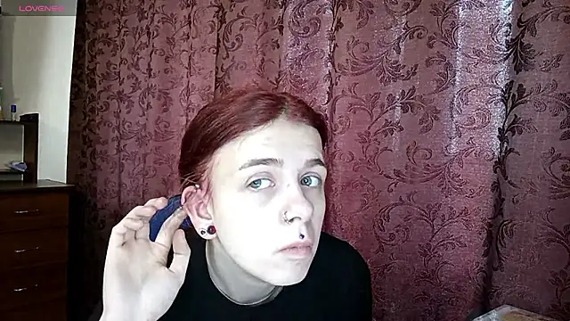 IleanaPishko online show from February 12, 2026, 9:59 am