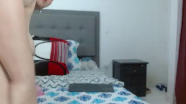 lauraslavenasty online show from February 4, 2026, 6:19 am