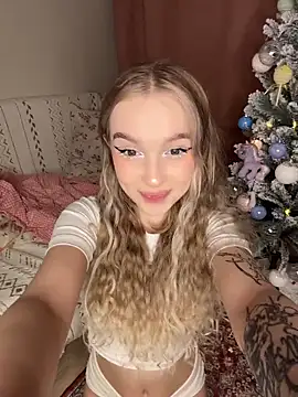 -teenytiny- online show from January 6, 2026, 7:06 pm