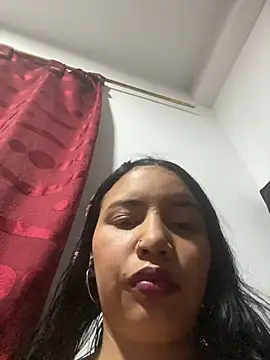 liliymike19 online show from March 5, 2026, 2:40 am