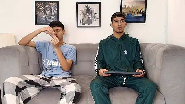 HORNY PRETTY online show from March 15, 2026, 7:20 pm