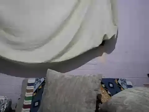 HotMariaClara online show from June 5, 2026, 1:45 am