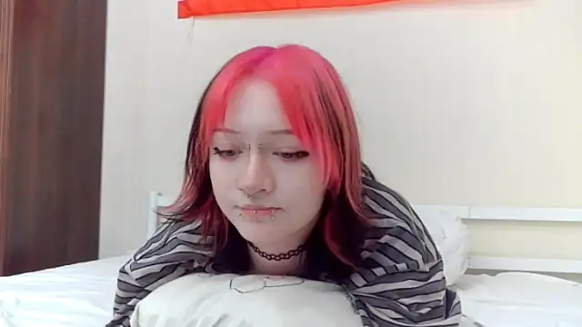 Shine Luna online show from February 24, 2026, 8:12 am