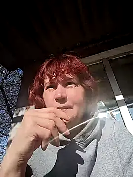 milfstress online show from April 19, 2026, 5:18 am