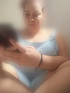 Snapshot of sharon_G chatting on January 15, 2026, 8:01 pm sharon G online show from January 15, 2026, 8:01 pm