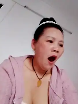 Snapshot of Cako-naka chatting on February 18, 2026, 9:16 am Cako-naka online show from February 18, 2026, 9:16 am