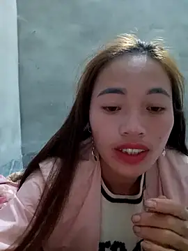 Snapshot of little-effy chatting on January 7, 2026, 5:21 am little-effy online show from January 7, 2026, 5:21 am