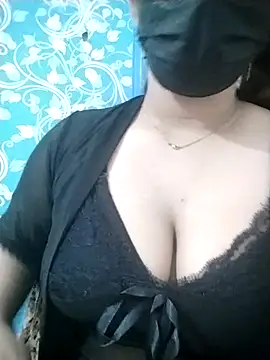 nosrat014 online show from January 5, 2026, 5:27 pm