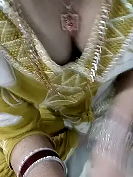 Snapshot of BEST-LOVER-1 chatting on February 10, 2026, 8:46 pm BEST-LOVER-1 online show from February 10, 2026, 8:46 pm