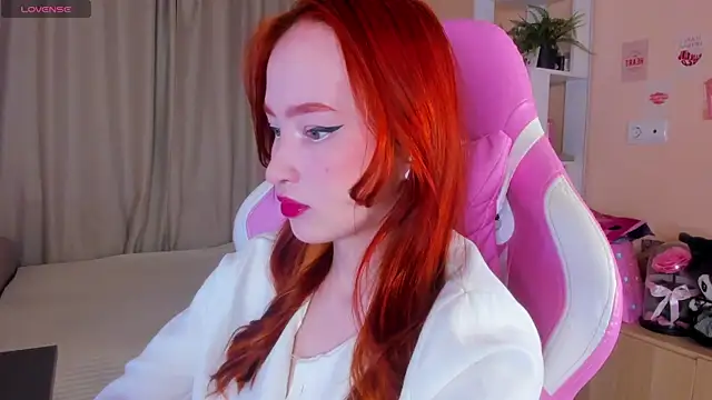 Snapshot of sunflare_ chatting on December 14, 2025, 4:34 pm sunflare online show from December 14, 2025, 4:34 pm