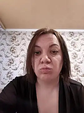 LimonLoveqw online show from February 9, 2026, 1:04 pm