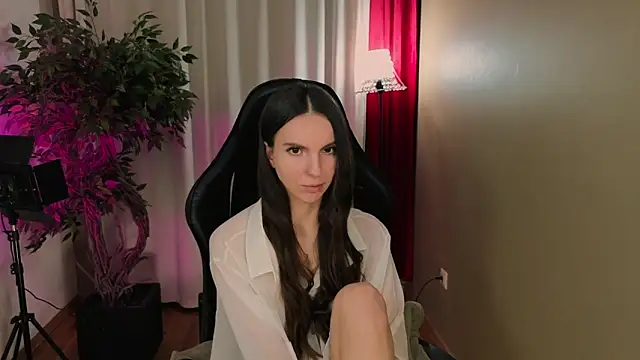 AliceLidell online show from February 8, 2026, 5:11 am