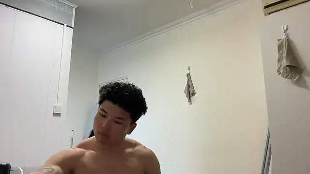 cutestpenis online show from January 13, 2026, 4:23 pm