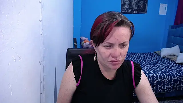 Annelis1 online show from March 3, 2026, 7:20 pm