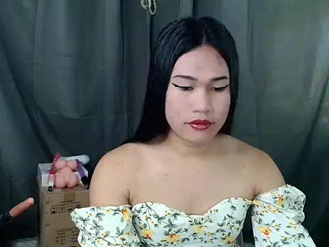 AnastasiaLuxe online show from December 19, 2025, 6:09 am