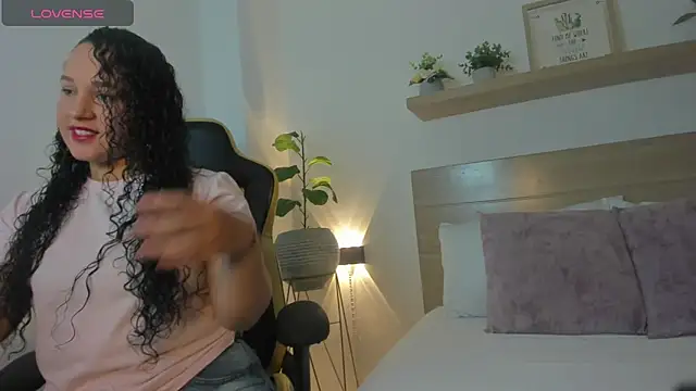 yera curry online show from January 14, 2026, 12:00 pm