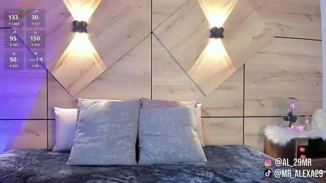 sussan fox  online show from February 17, 2026, 7:31 pm