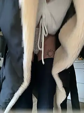 dein traumchen online show from February 25, 2026, 12:59 pm