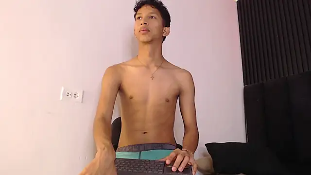 SmoothAlpha  online show from February 12, 2026, 2:45 pm