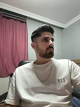 berke3424 online show from March 9, 2026, 11:20 pm