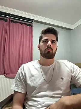 berke3424 online show from April 9, 2026, 10:15 pm