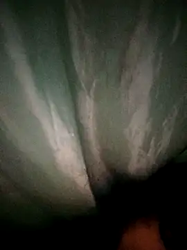 Rousse uwu online show from March 8, 2026, 3:10 am