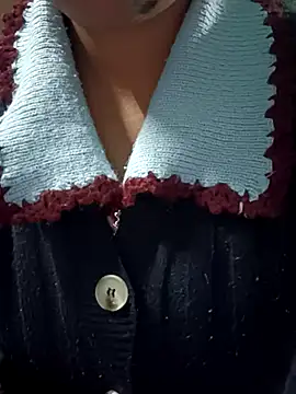 teena-11 online show from December 15, 2025, 1:15 pm