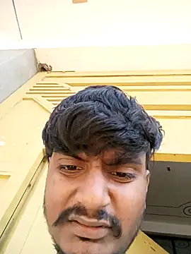 Snapshot of Amit__okay chatting on December 23, 2025, 7:06 am Amit okay online show from December 23, 2025, 7:06 am